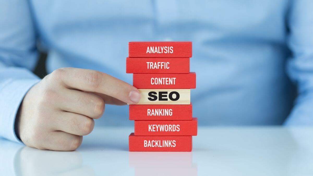 Como Escolher um Consultor de SEO: Guia com Checklist 2026